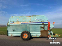 Futtermischwagen Horizontal Storti Labrador 190