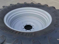 Räder, Reifen, Felgen & Distanzringe Trelleborg 650/65R38 99%