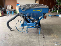 Drillmaschine Pneusej  FT1 zaaitank 1100 liter hydr