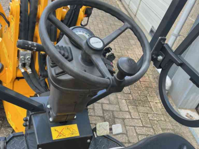 Radlader Schäffer 2428