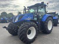 Schlepper / Traktor New Holland T6.145