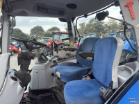 Schlepper / Traktor New Holland T6030