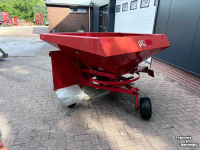 Düngerstreuer Lely 1250 liter