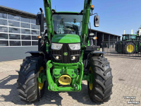 Schlepper / Traktor John Deere 6130R Tractor