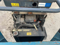 Raupe Muldenkipper Messersi CH2/R16D