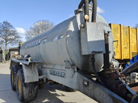 Gülletankwagen / Güllefässer Peecon waterwagen