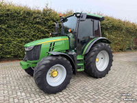 Schlepper / Traktor John Deere 5090R