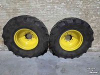 Räder, Reifen, Felgen & Distanzringe  Pirelli 420/85R24 (16,9R24) Voorwielen John Deere