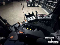 Schlepper / Traktor Valtra N134 Hitech met FH+PTO en voorlader!