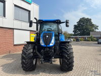 Schlepper / Traktor New Holland T6 180 DC