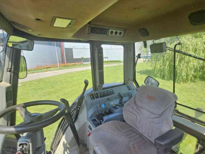 Schlepper / Traktor Valtra N111