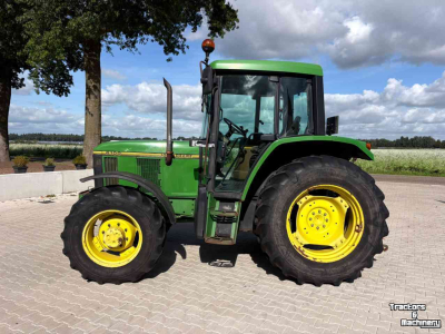 Schlepper / Traktor John Deere 6100