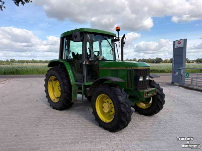 Schlepper / Traktor John Deere 6100