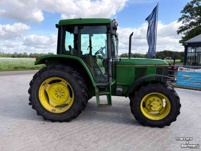 Schlepper / Traktor John Deere 6100