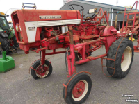 Schlepper / Traktor International 423