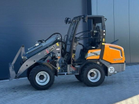 Radlader Giant G2700