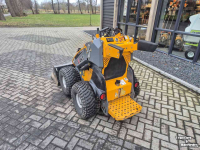 Kompaktlader Giant sk252d