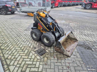 Kompaktlader Giant sk252d