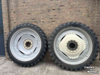 Räder, Reifen, Felgen & Distanzringe Michelin 320/90R54 AGRIBIB 85%