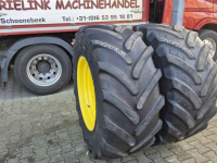 Räder, Reifen, Felgen & Distanzringe John Deere 540/65R28 banden op JD velgen