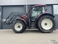 Schlepper / Traktor Valtra N104 Active