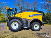 Feldhäcksler New Holland FR 550