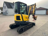 Raupenbagger New Holland E35D graafmachine rupskraan