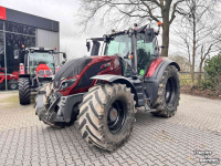 Schlepper / Traktor Valtra T174 Active