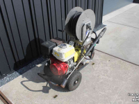 Hochdruckreiniger Kalt / Warm Karcher HD1050B koudwater hogedrukreiniger met Honda benzinemotor motorspuit hogedruspuit