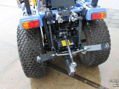 Gartentraktoren Iseki TM3217H hydrostaat DEMO tuinbouwtrekker tractor gazonbanden