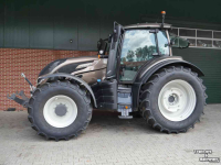 Schlepper / Traktor Valtra T175 Active f-pto