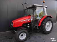 Schlepper / Traktor Massey Ferguson 4335