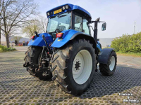 Schlepper / Traktor New Holland TVT 155