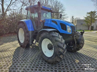 Schlepper / Traktor New Holland TVT 155