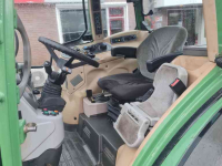 Schlepper / Traktor Fendt 211 VARIO