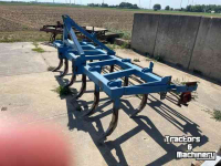 Grubber  Cultivator 3 mtr met open rol
