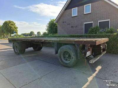 Anhänger  Platte balen wagen 7.70x2.50