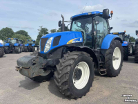 Schlepper / Traktor New Holland T7050