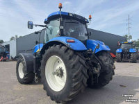 Schlepper / Traktor New Holland T7050