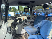 Schlepper / Traktor New Holland T7050