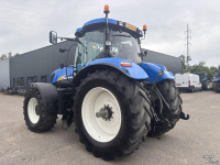 Schlepper / Traktor New Holland T7050