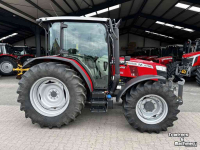 Schlepper / Traktor Massey Ferguson 4708 M Dyna-2