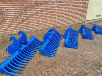 Sonstiges Anbauteile und Zubehör  Terreinharken / Terrein harken van 900 tot 3000 mm