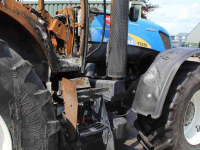 Schlepper / Traktor New Holland T7030