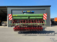 Drillmaschine Lely Terra Rotorkopeg met Hassia DU 100 zaaimachine