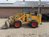 Radlader Knikmops 130