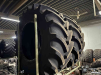 Räder, Reifen, Felgen & Distanzringe Vredestein 710/75R42