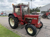Schlepper / Traktor International 845XL 2wd