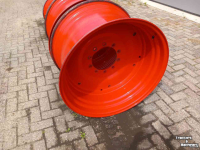Räder, Reifen, Felgen & Distanzringe Fendt velgenset 18x28 en 23x38