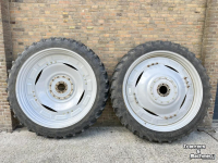 Räder, Reifen, Felgen & Distanzringe Kleber 270/95R54